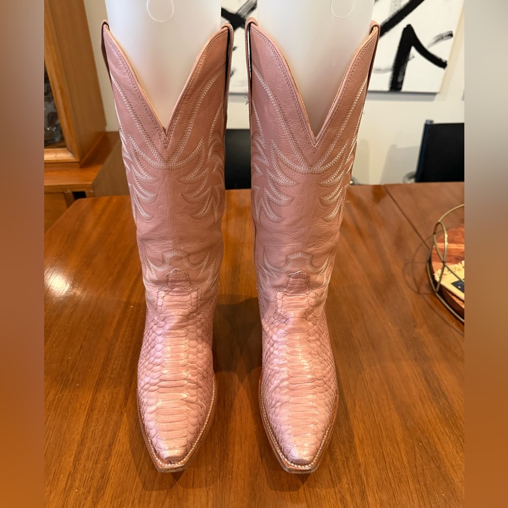Tecovas the Annie in Dusty Rose Python